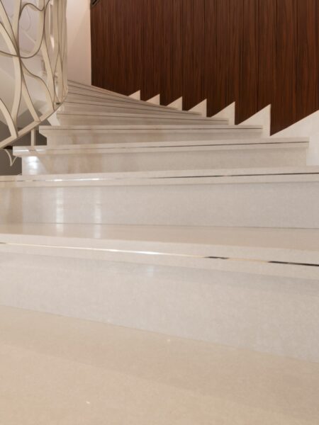 Stainless steel edge ladder